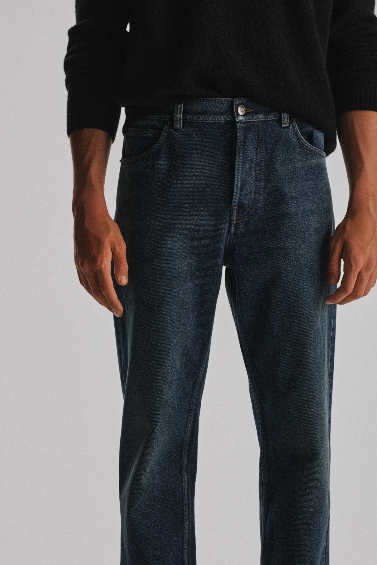 Essential Jeans