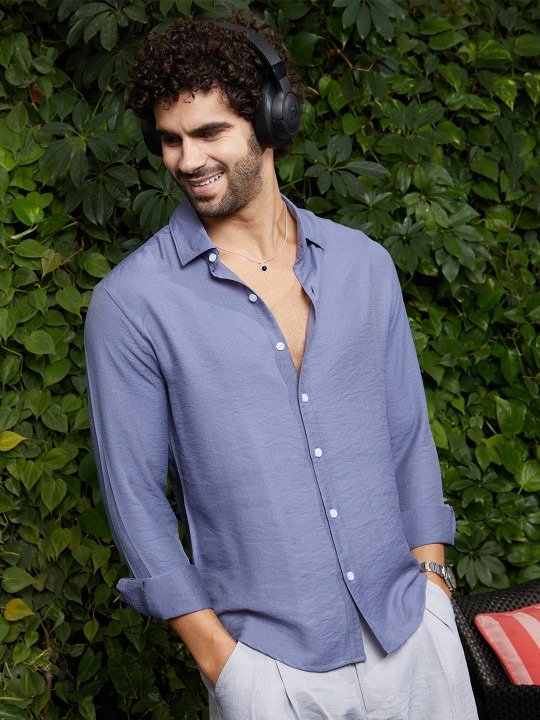 Refined Comfort Solid Casual Shirt