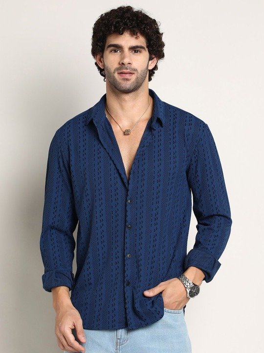 Urban Comfort Fit Comfort Spread Collar Casual Shirt
