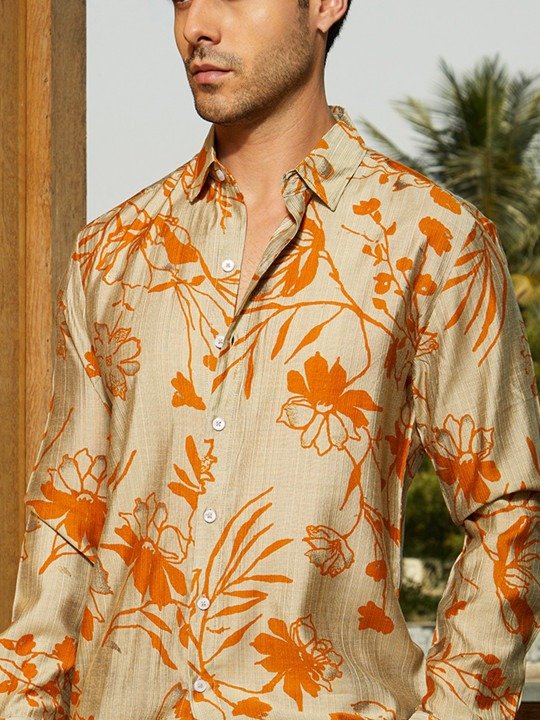 Statement Comfort Spread Collar Floral Casual Shirt
