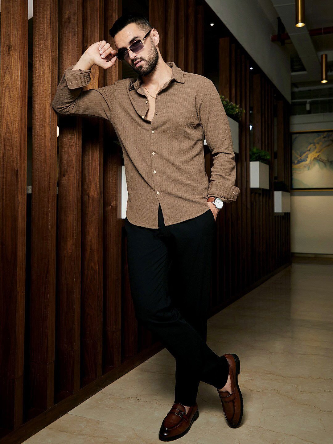Versatile Spread Collar Casual Shirt