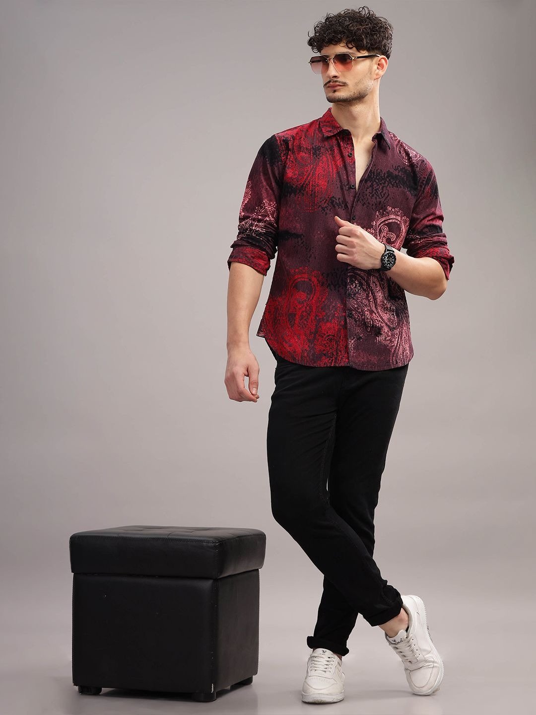 Classic Slim Fit Printed Abstract Casual Shirt