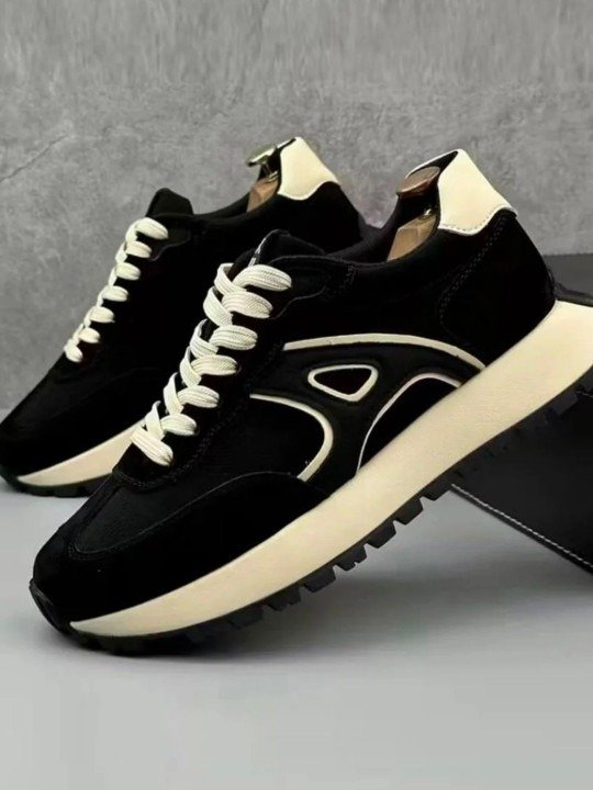 Essential Colourblock Sneakers