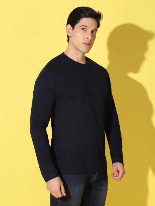 Minimal Slim Fit Round Neck Solid T-Shirt