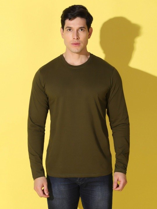 Urban Slim Fit Round Neck Solid T-Shirt