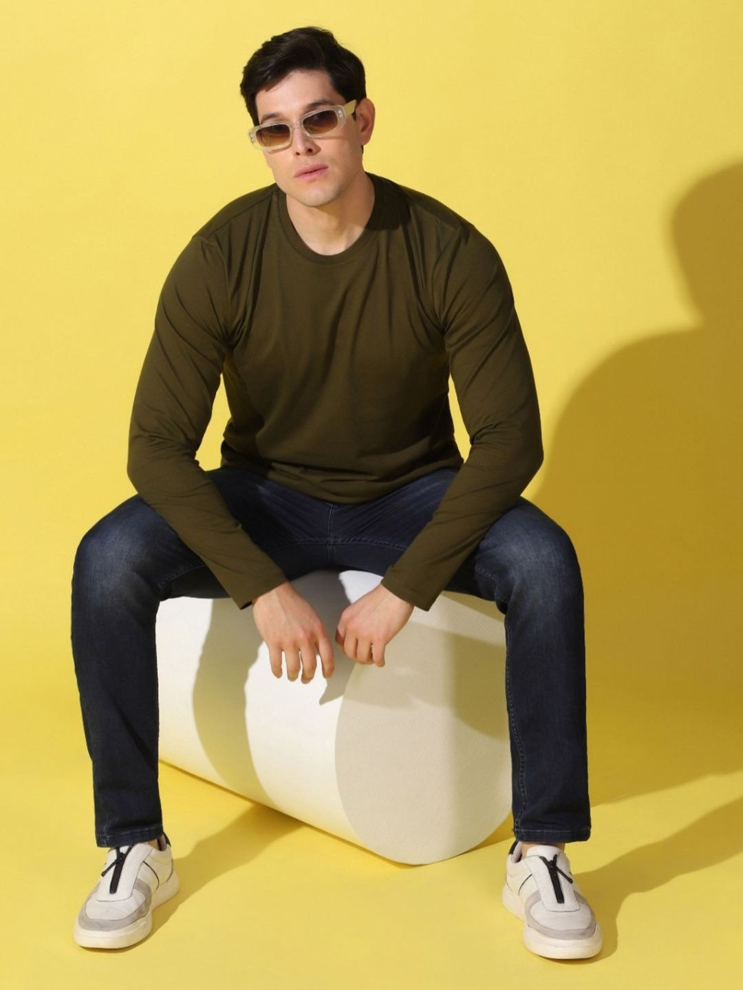 Urban Slim Fit Round Neck Solid T-Shirt
