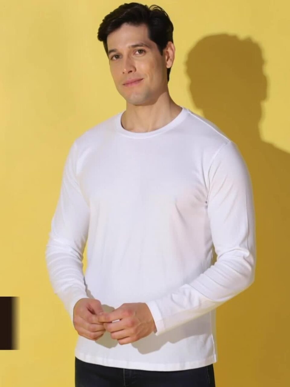 Clean-Cut Slim Fit Round Neck Solid T-Shirt